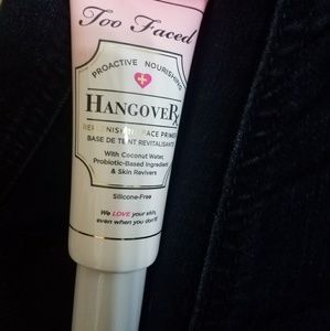 Too faced hangover rx FLASH SALE!
